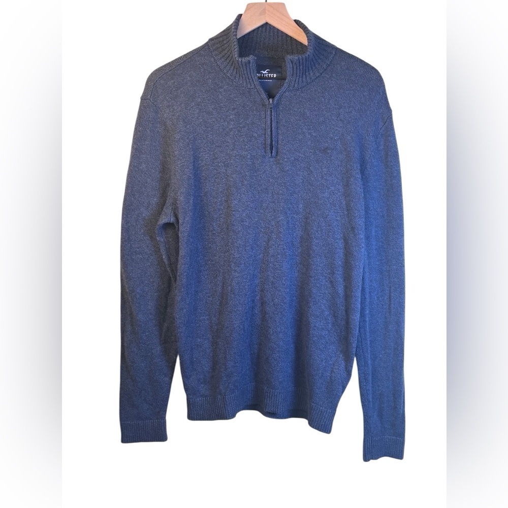 Hollister Men's Blue Sweater 1/4 Zip Size Large
